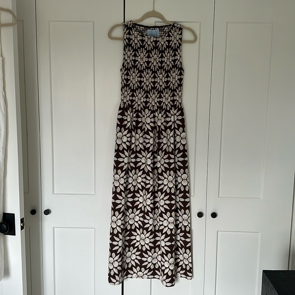 Hill House Dresses & Skirts - Hill House Home The Cosima Nap Dress - Chocolate Shell Mosaic Crepe